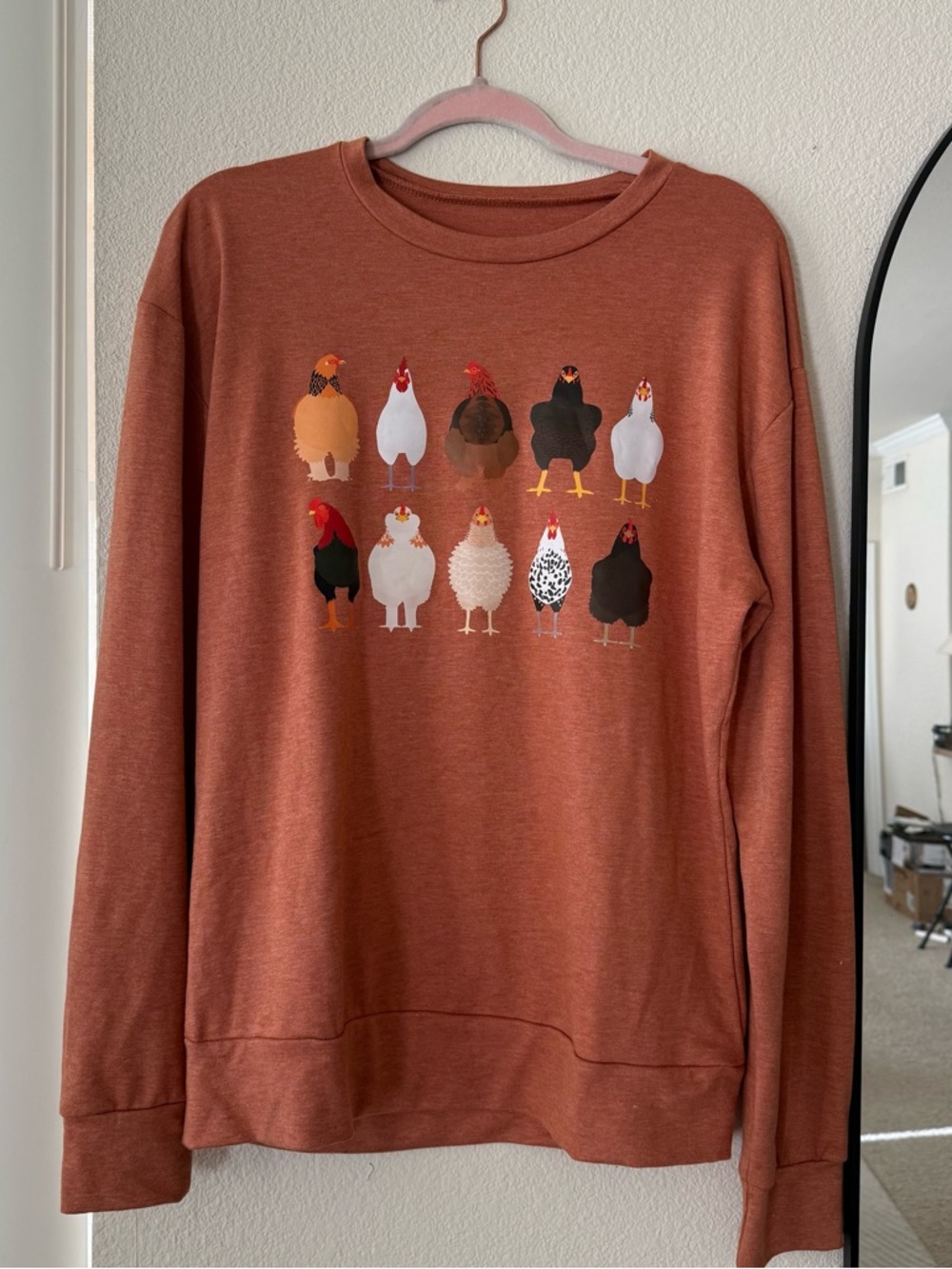 Rust Chicken Graphic Sweatshirt M price firm